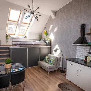 Palms , Budapeszt Węgry