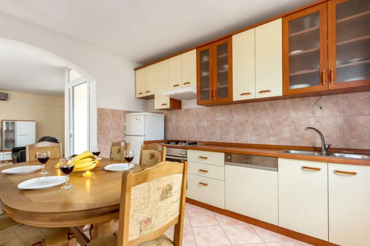 Apartments Ukic Kaštela